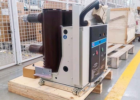 VS1-12 τριφασική δύναμη 630A 25KA διακοπτών 12KV 50hz ηλεκτρικού εξοπλισμού κενή