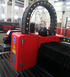 CNC ινών μετάλλων τέμνουσα μηχανή 1500X3000mm λέιζερ προσαρμοσμένο ΛΦ-3015-500W χρώμα