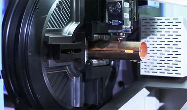 Αυτόματο CNC λέιζερ 380V/50Hz ινών μετάλλων ανοξείδωτου τεμνουσών μηχανών σωλήνων